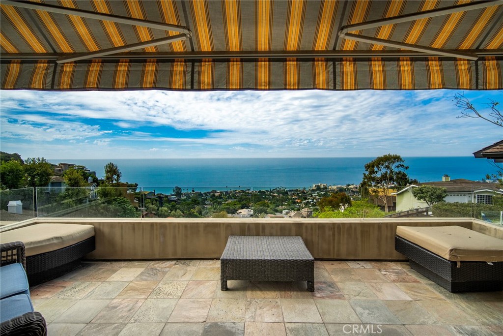 6 Pacific Vista