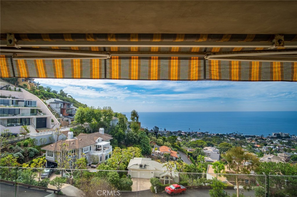 6 Pacific Vista