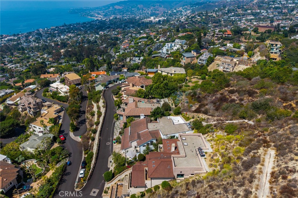 6 Pacific Vista