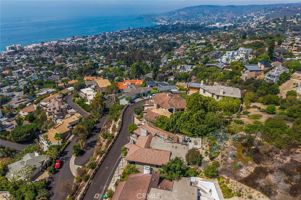 6 Pacific Vista