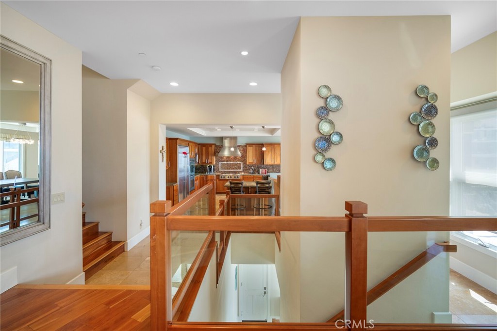6 Pacific Vista
