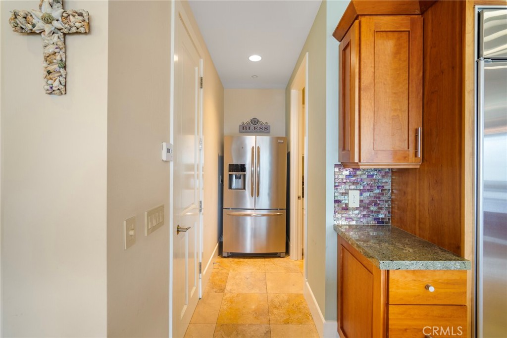 6 Pacific Vista