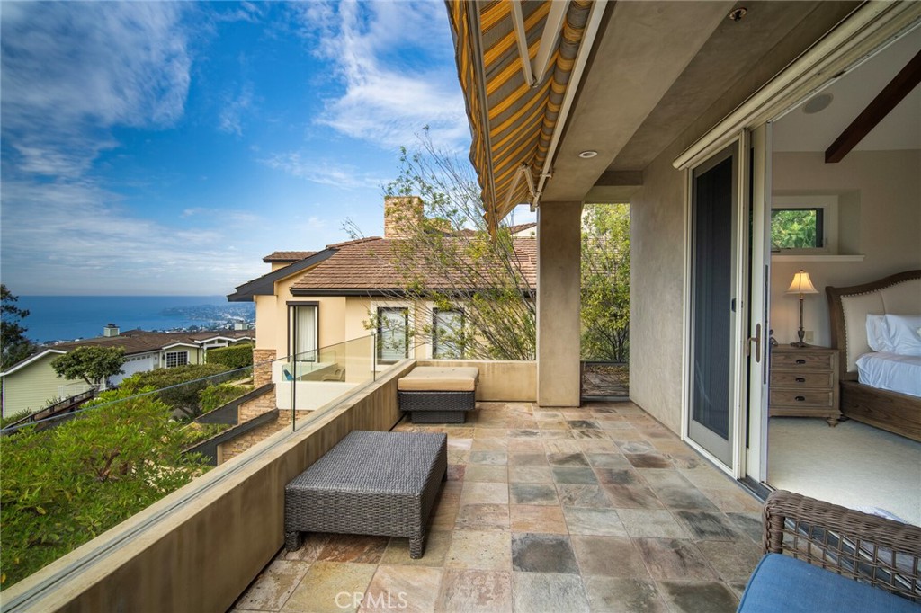 6 Pacific Vista