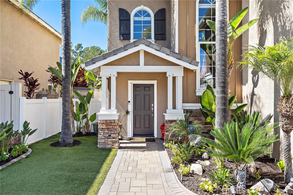 8 Goldmine Street