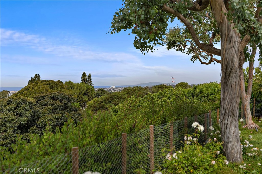 3007 Harbor View Drive