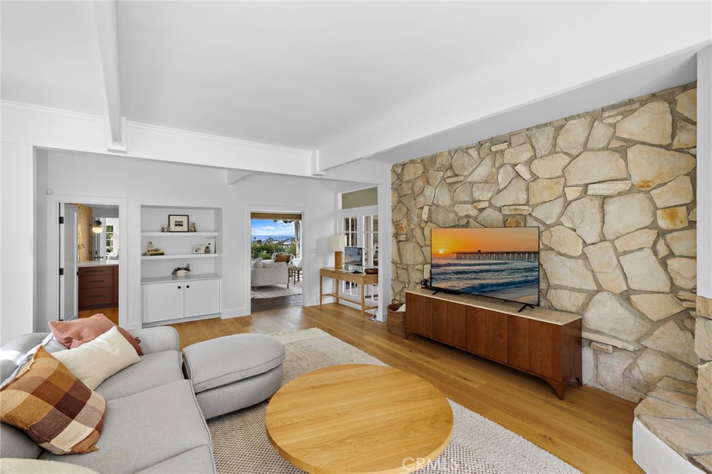 3007 Harbor View Drive