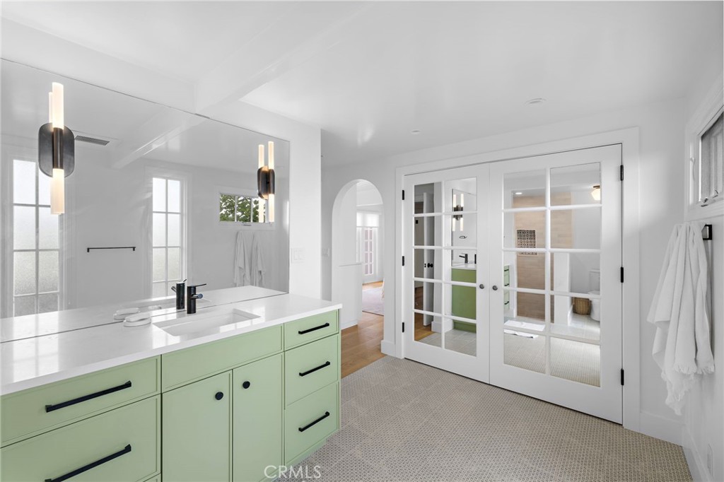 3007 Harbor View Drive