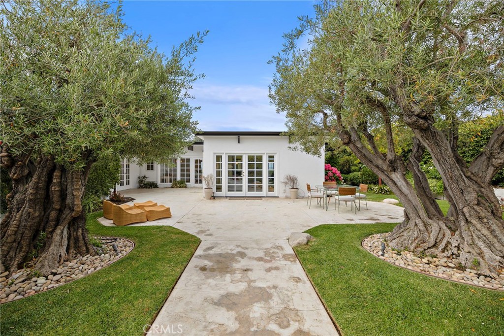 3007 Harbor View Drive