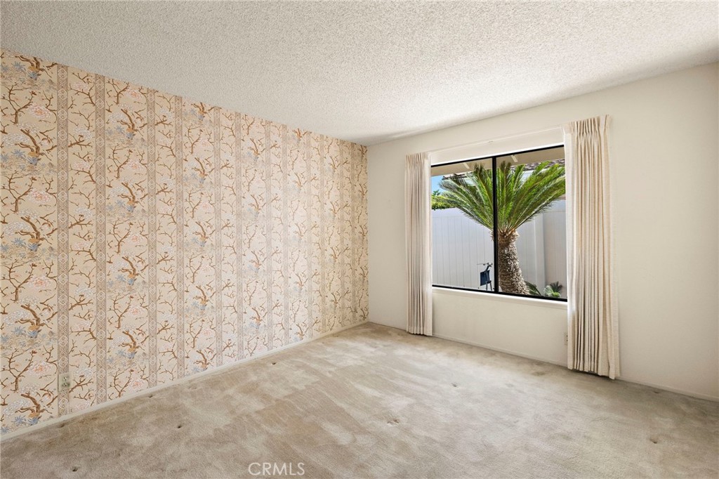 450 S Mountain Glen Road