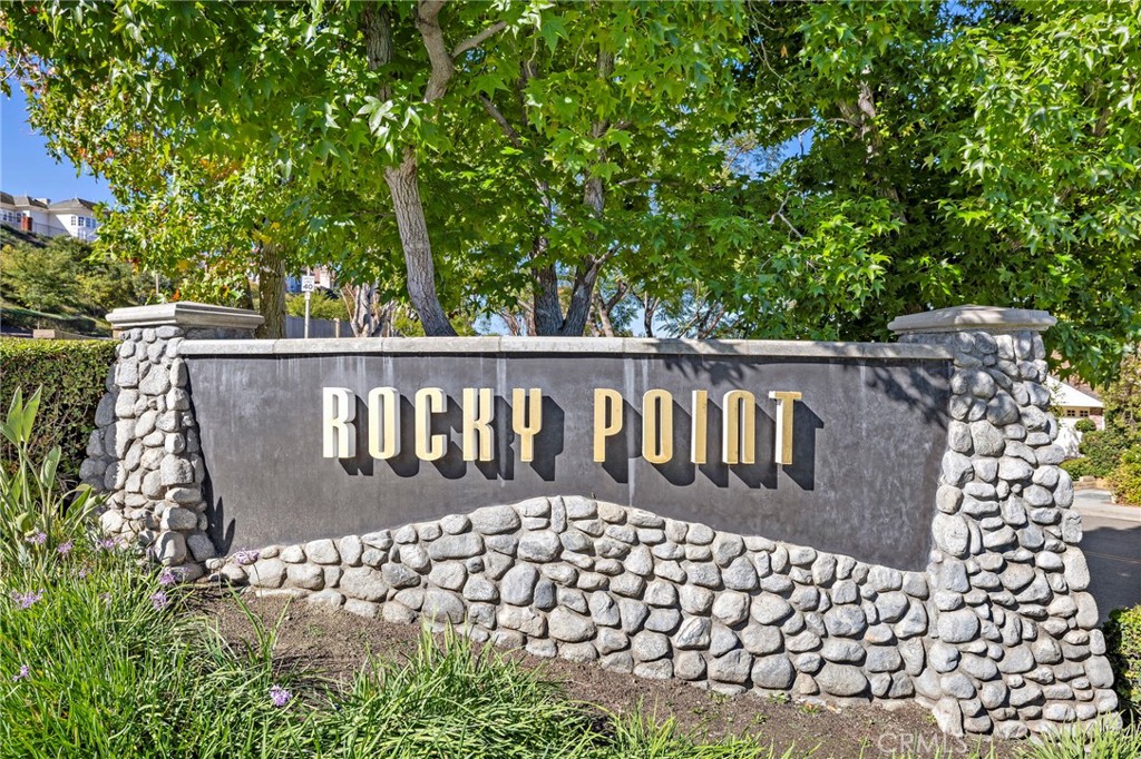 450 S Mountain Glen Road