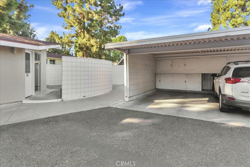 271 Avenida Sevilla O