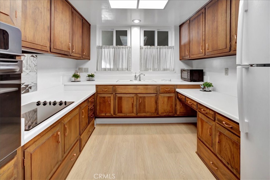 271 Avenida Sevilla O