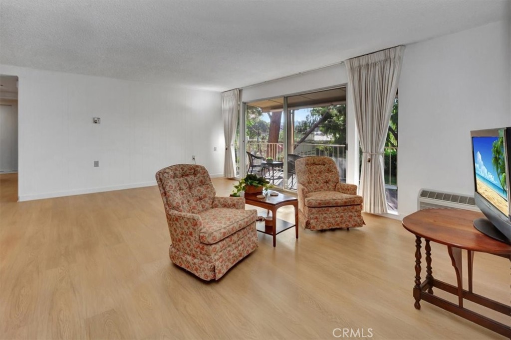 271 Avenida Sevilla O