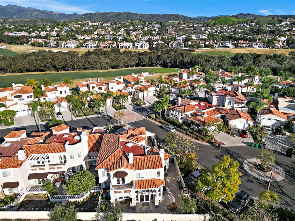 11 Avenida La Promesa