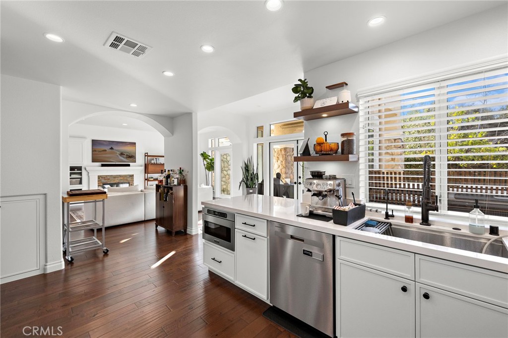 11 Avenida La Promesa