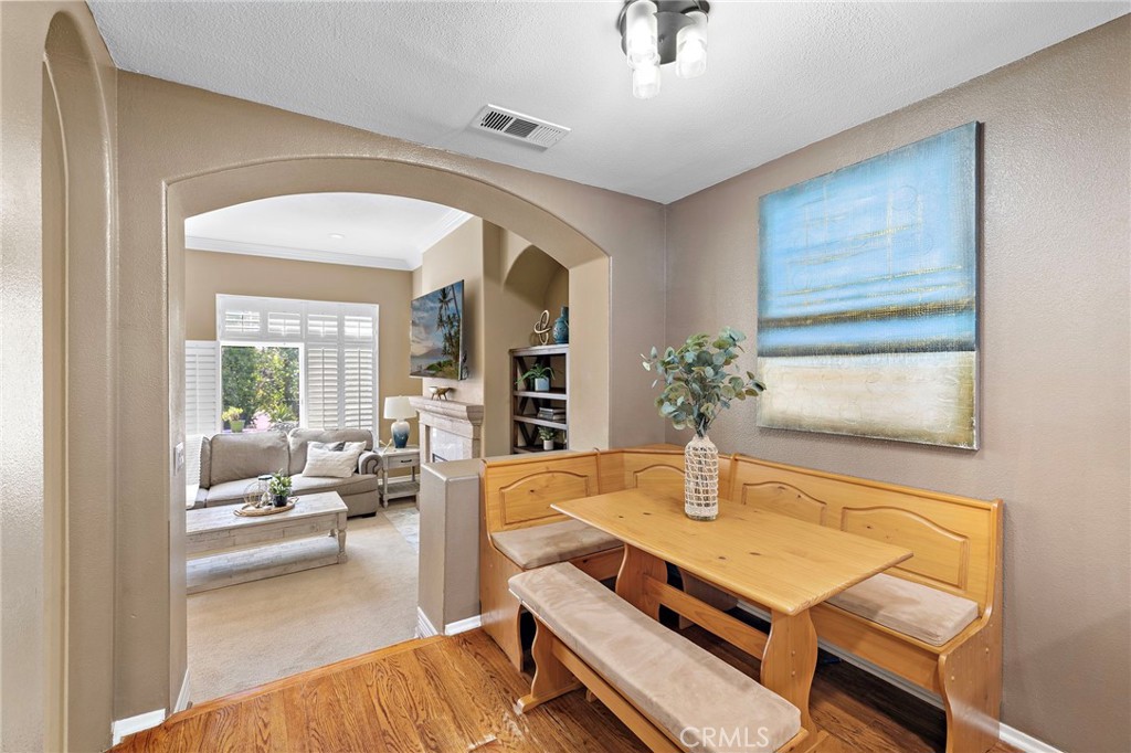 6 Avenida La Promesa