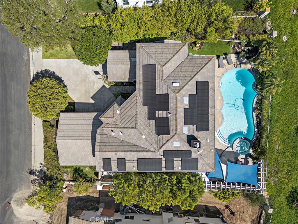 20 Edgewood