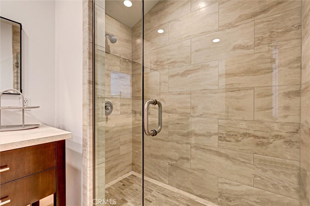 4 S Vista De La Luna