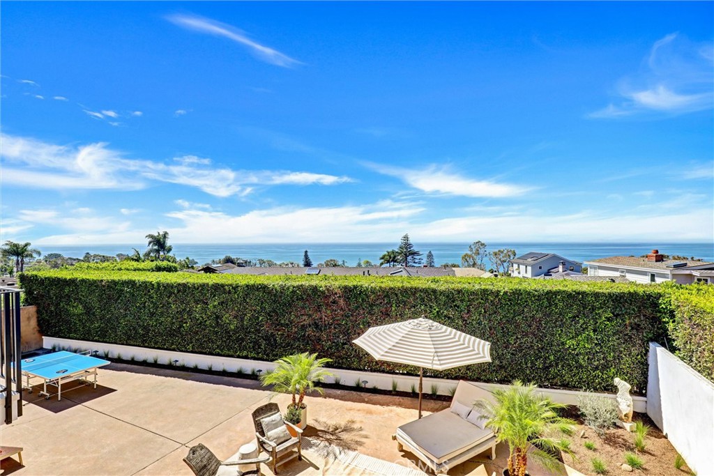 4 S Vista De La Luna