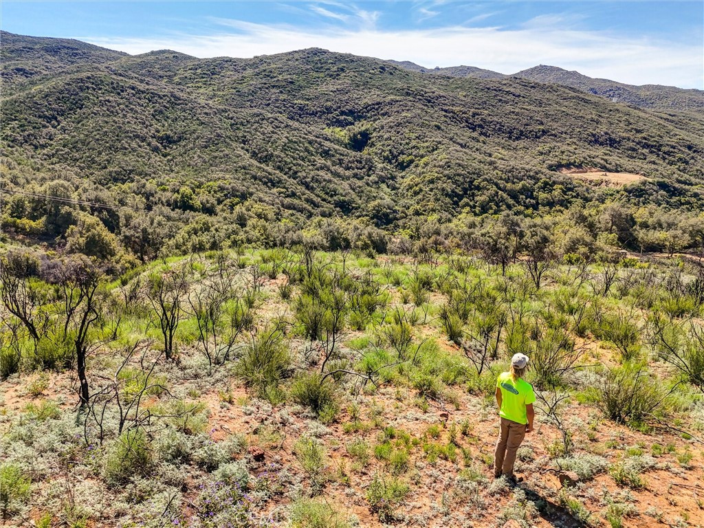 1 Decker Canyon Road