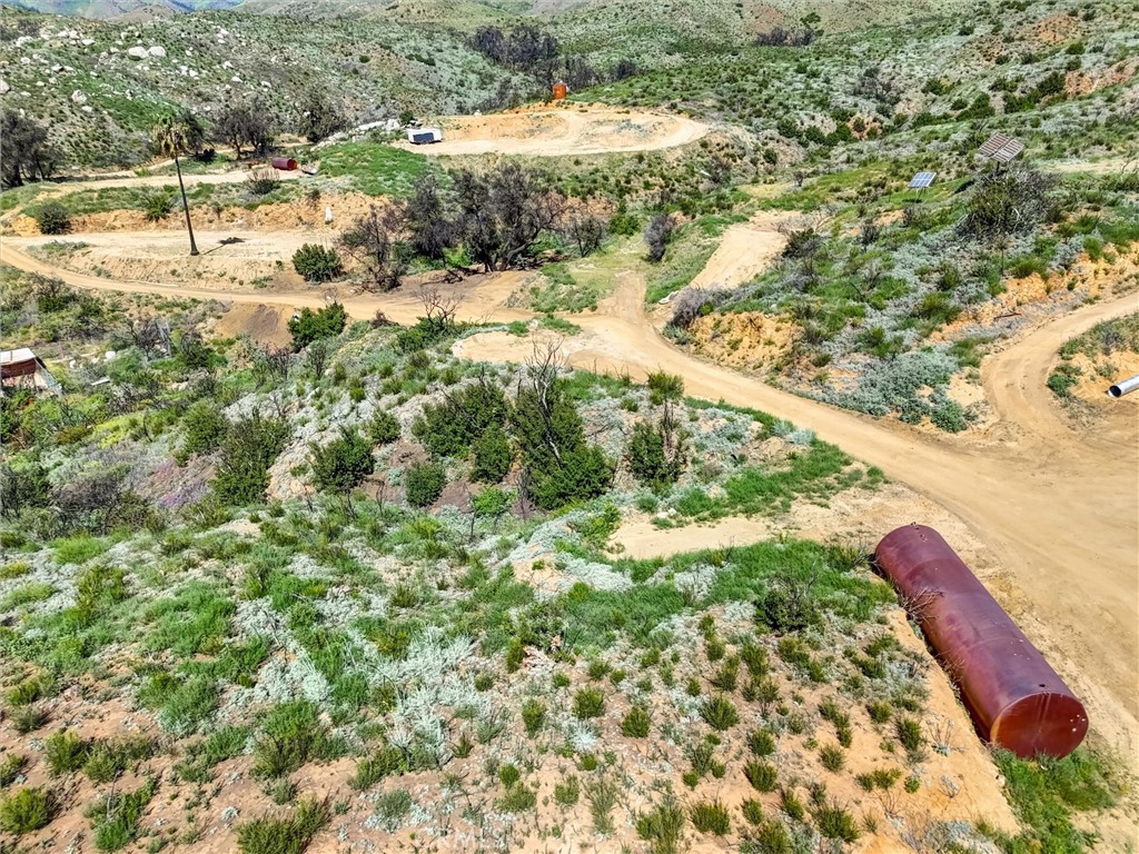 2 Decker Canyon Road