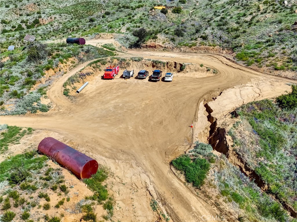 2 Decker Canyon Road