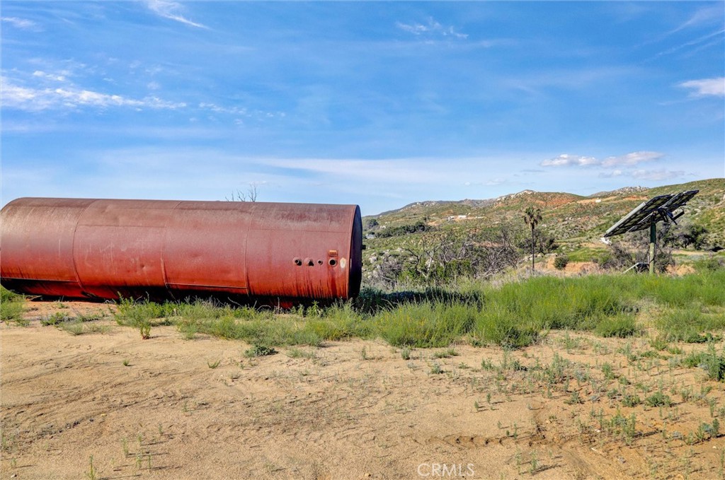 2 Decker Canyon Road