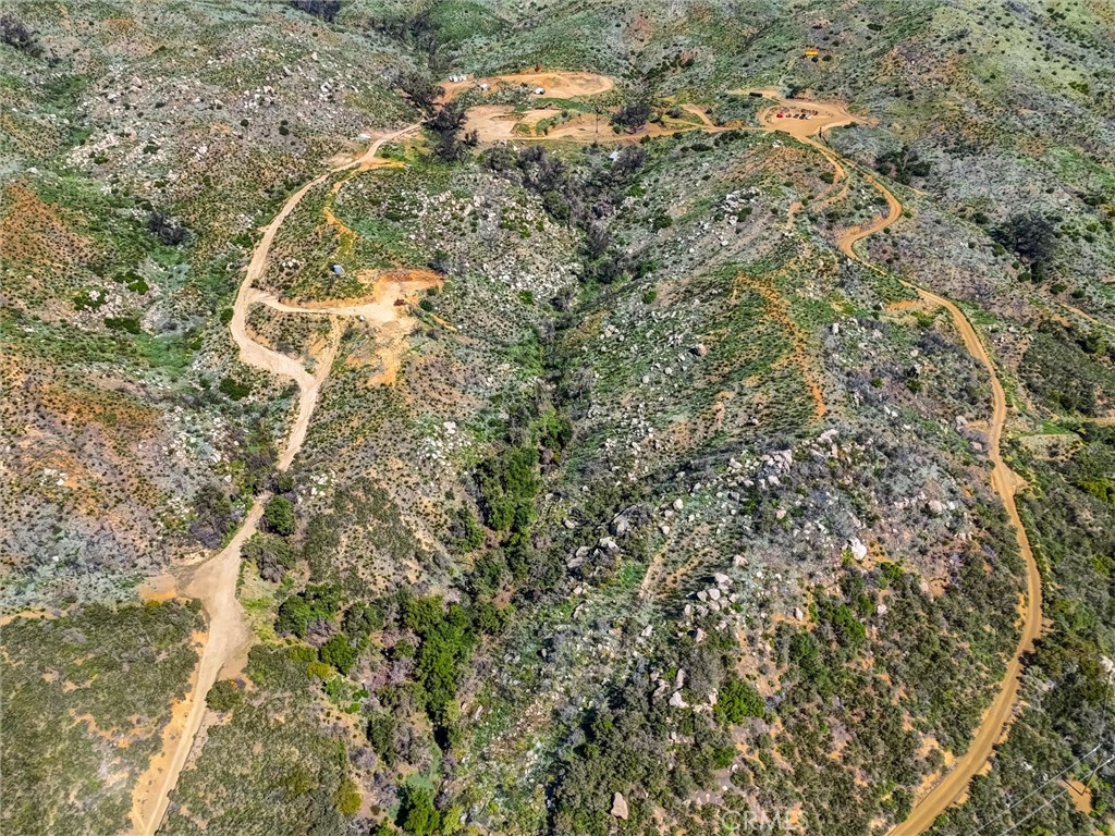 2 Decker Canyon Road