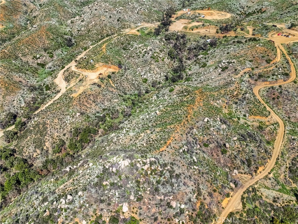 2 Decker Canyon Road