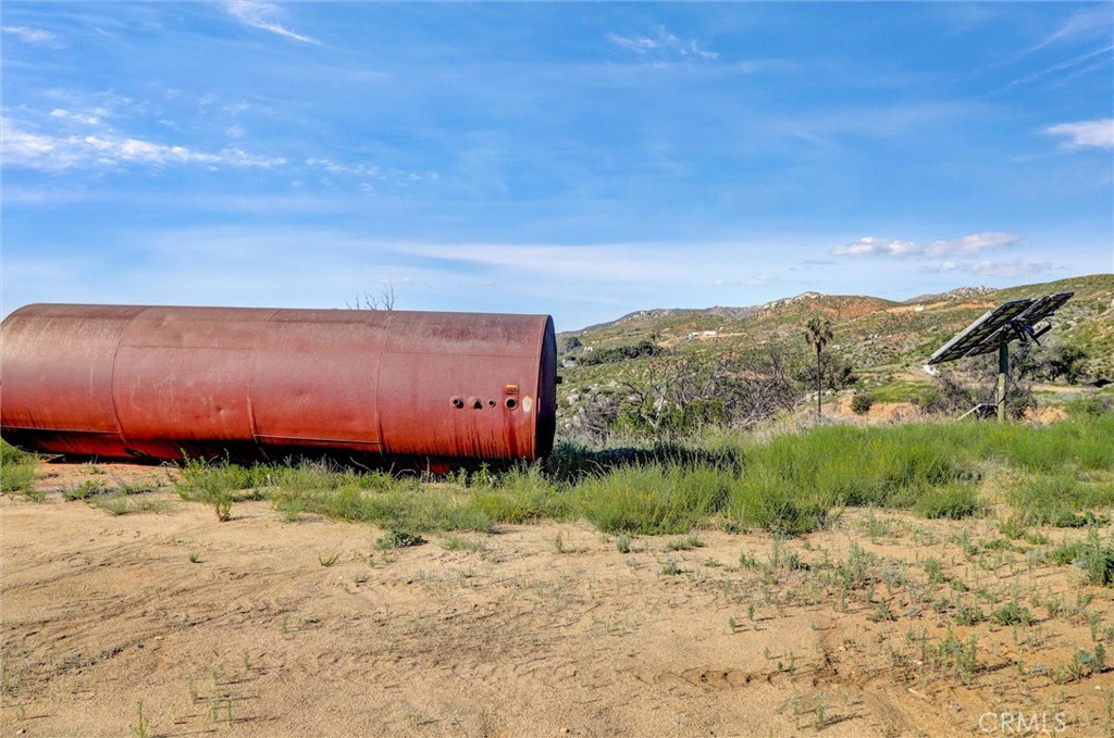 2 Decker Canyon Road