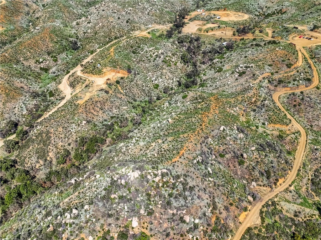 2 Decker Canyon Road