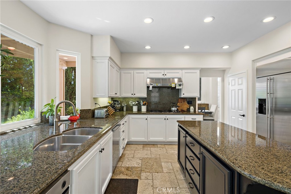 2 Stoneridge