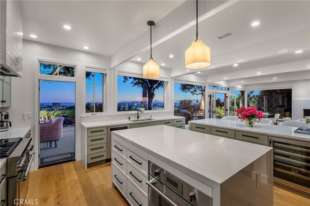 3007 Harbor View