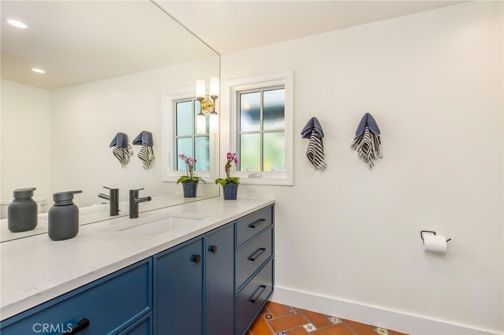 3007 Harbor View