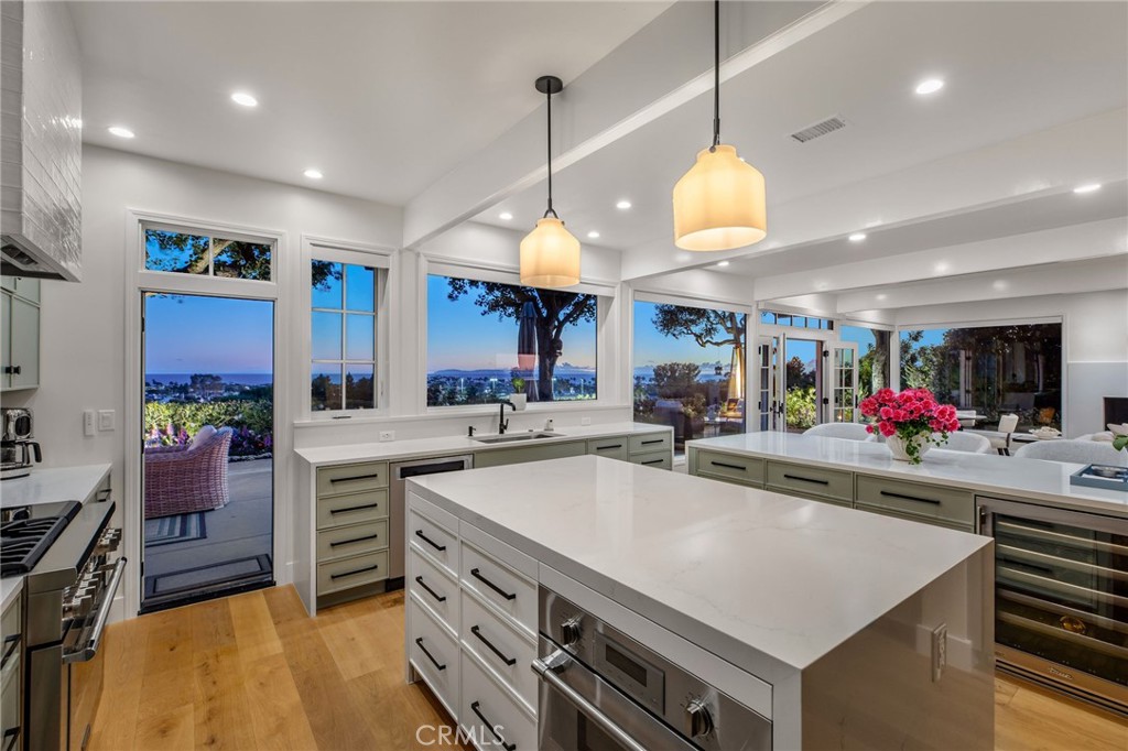 3007 Harbor View