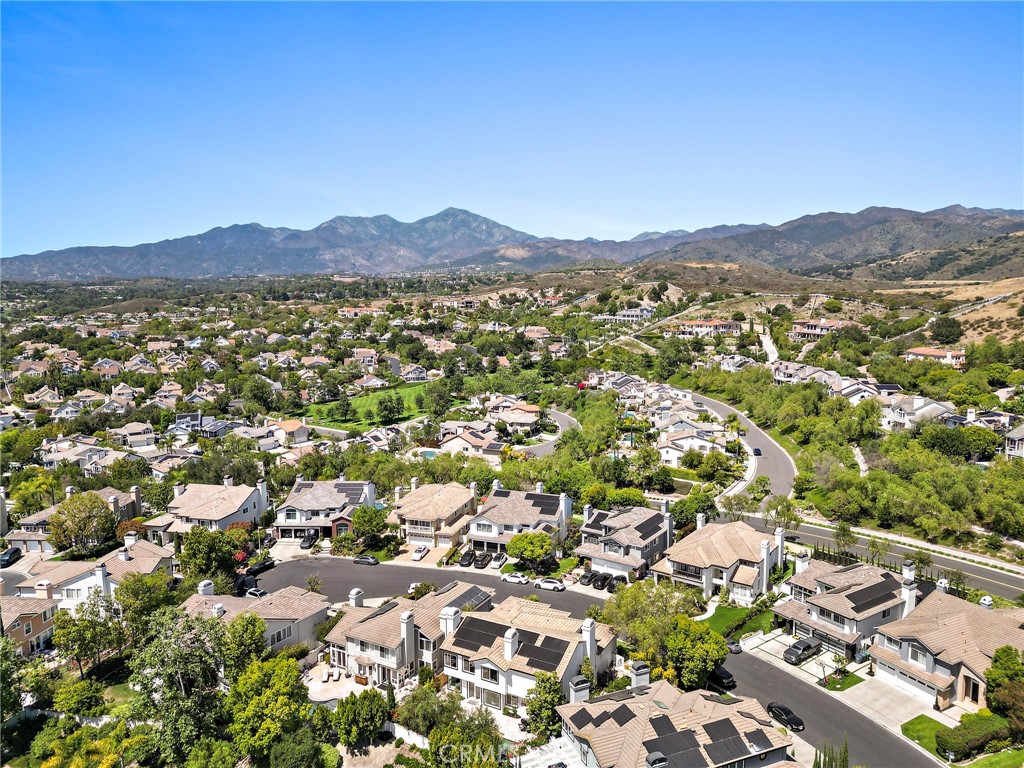 9 Brentwood