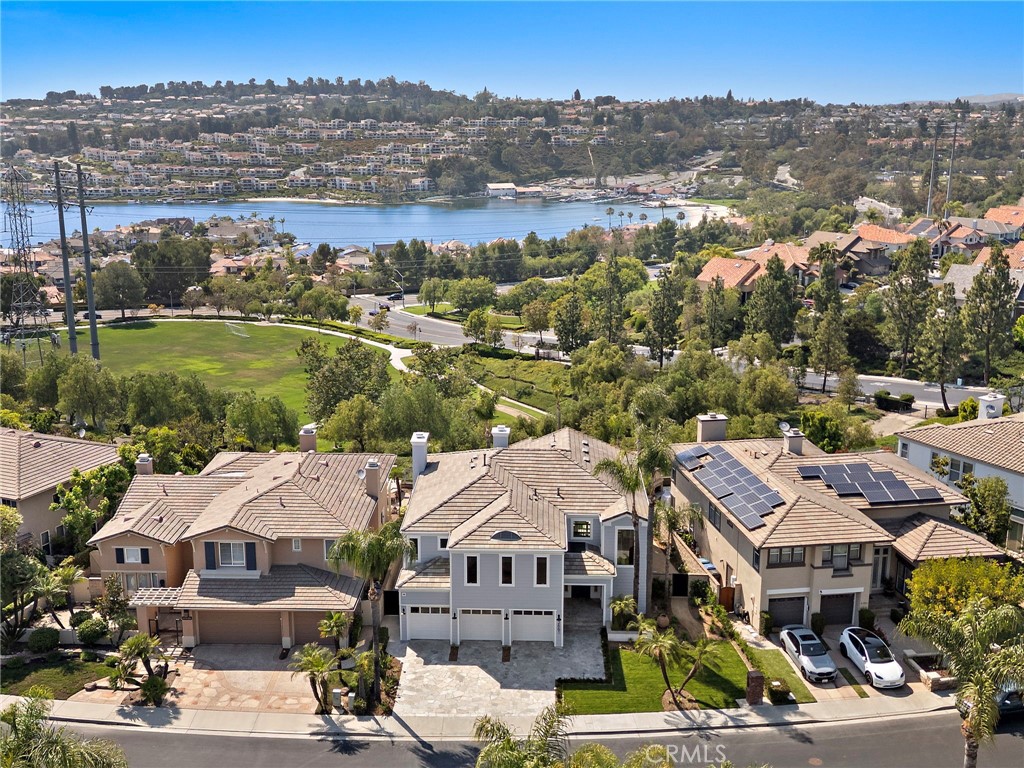 22661 Sweetmeadow