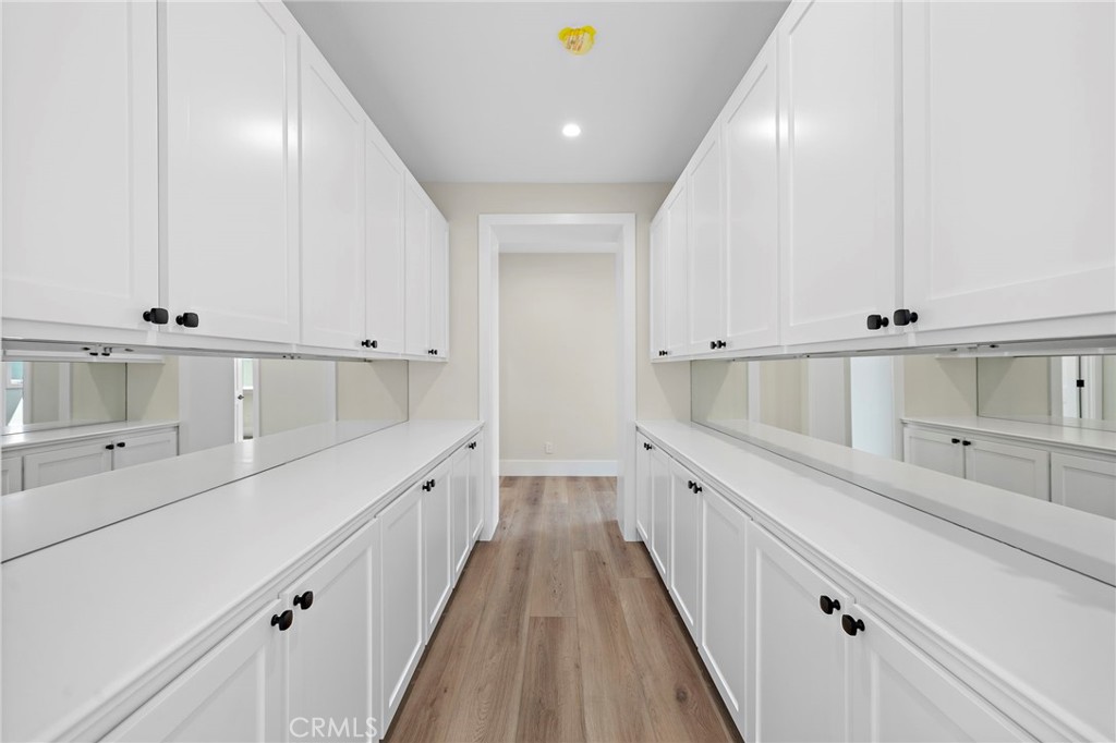 22661 Sweetmeadow