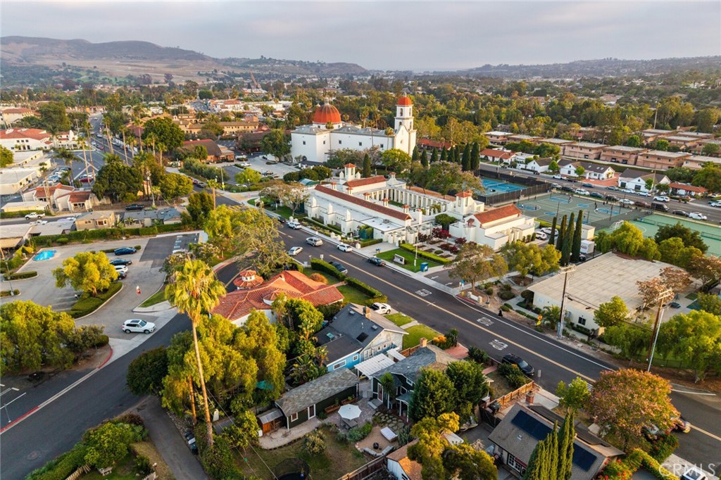 31442 El Camino Real