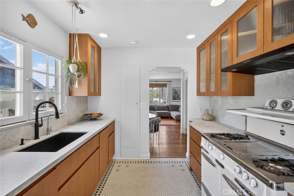 31442 El Camino Real