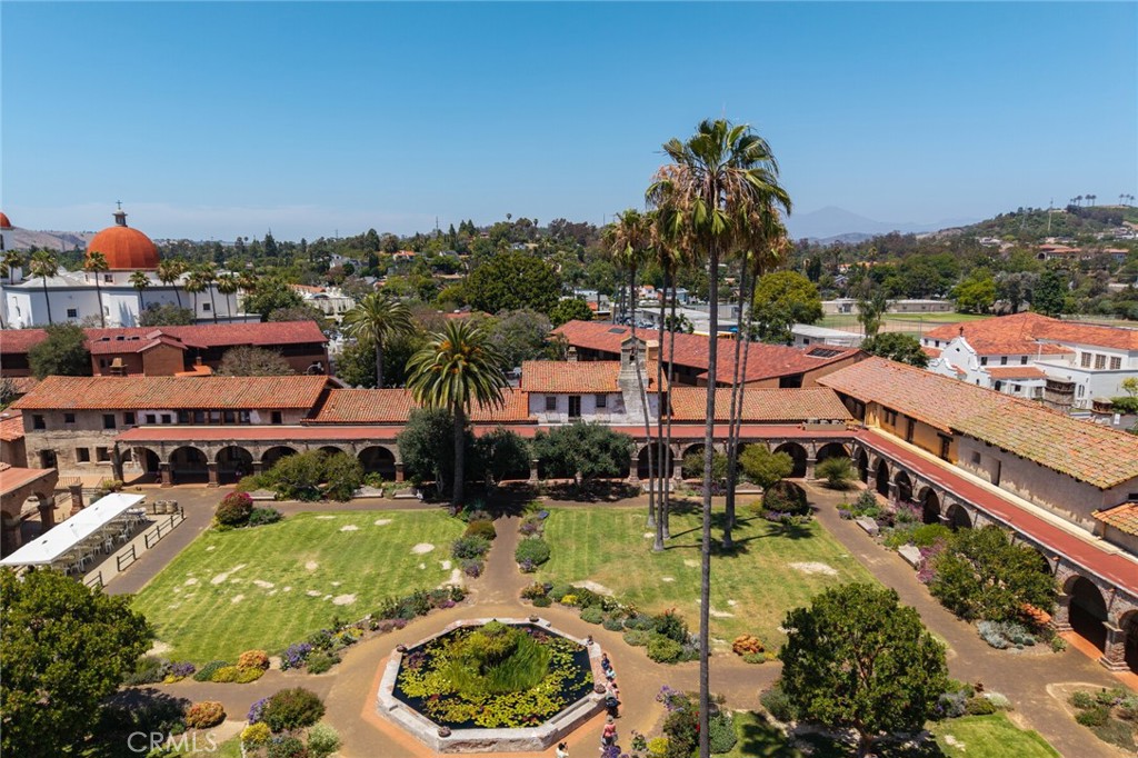 31442 El Camino Real