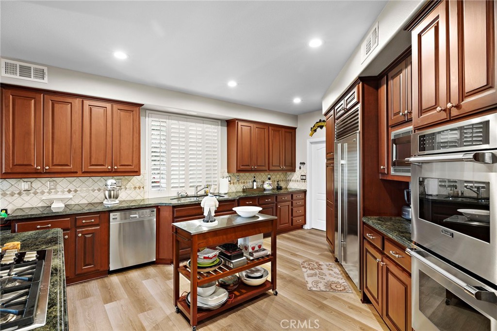 20 Edgewood