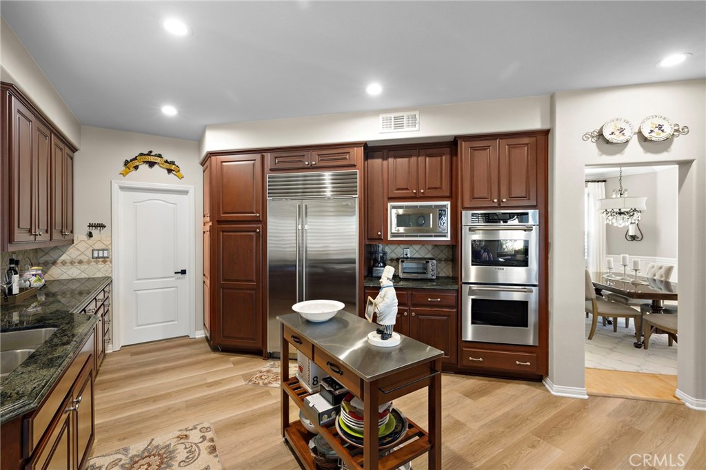 20 Edgewood