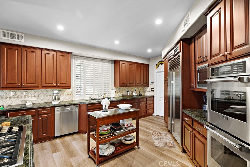 20 Edgewood