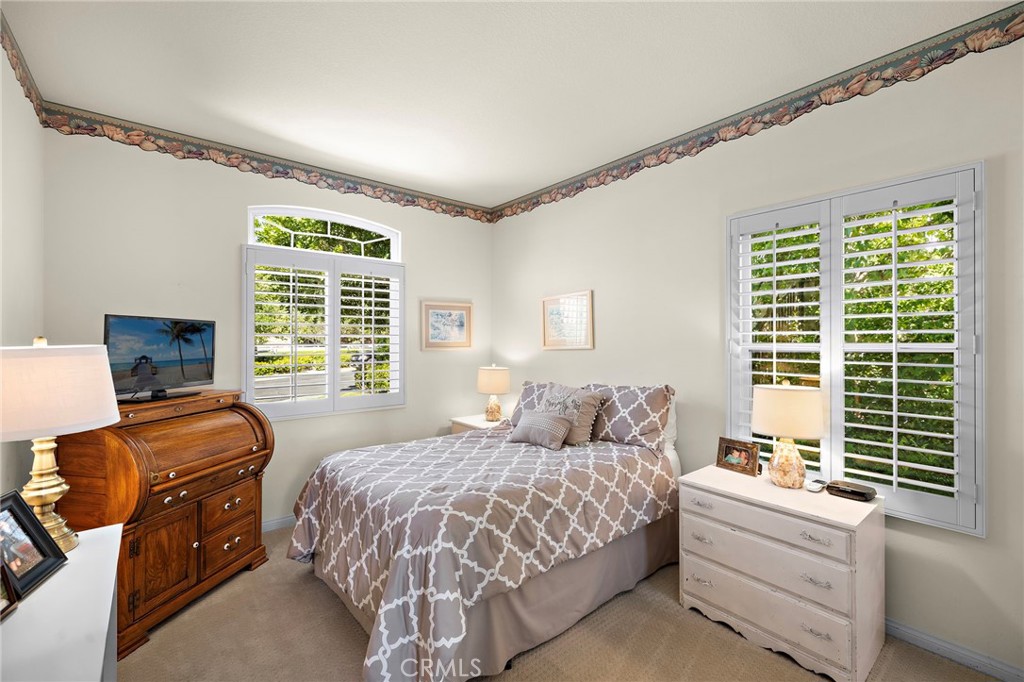 20 Edgewood