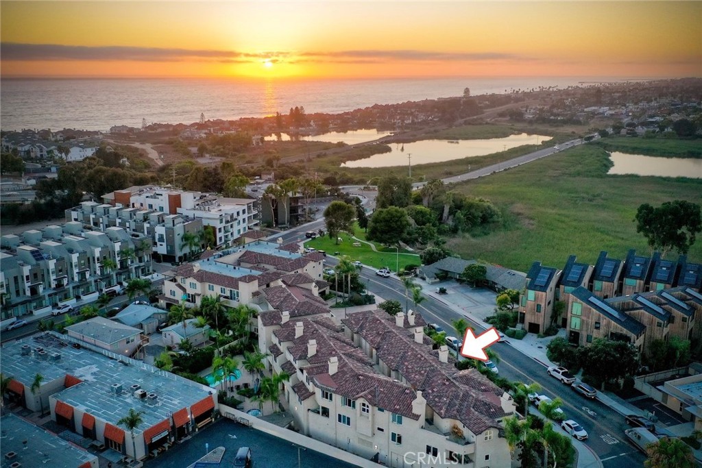 543 LAGUNA Drive