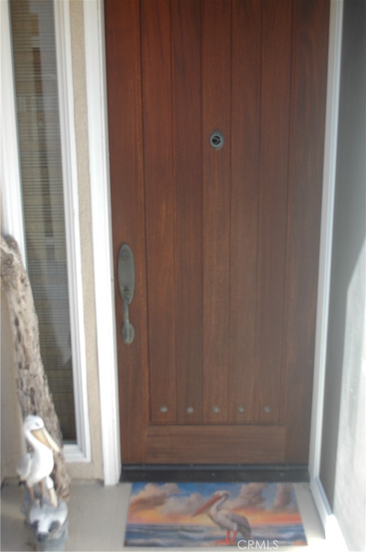 543 LAGUNA Drive