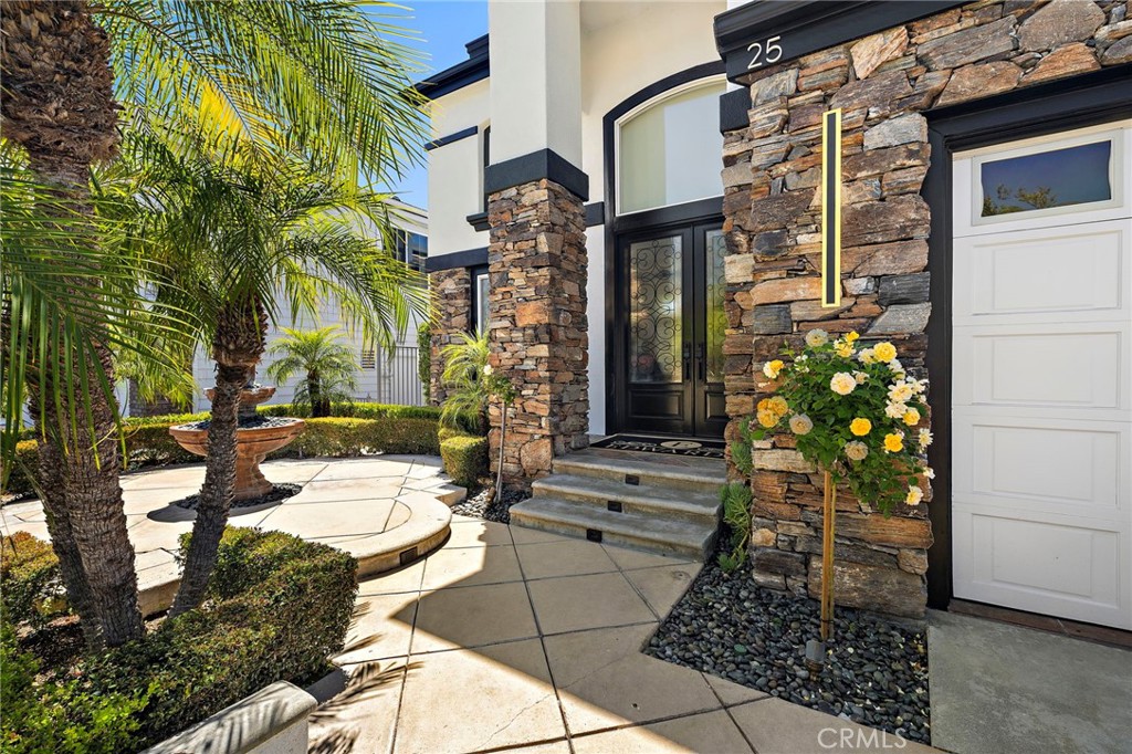 25 Golf View Drive