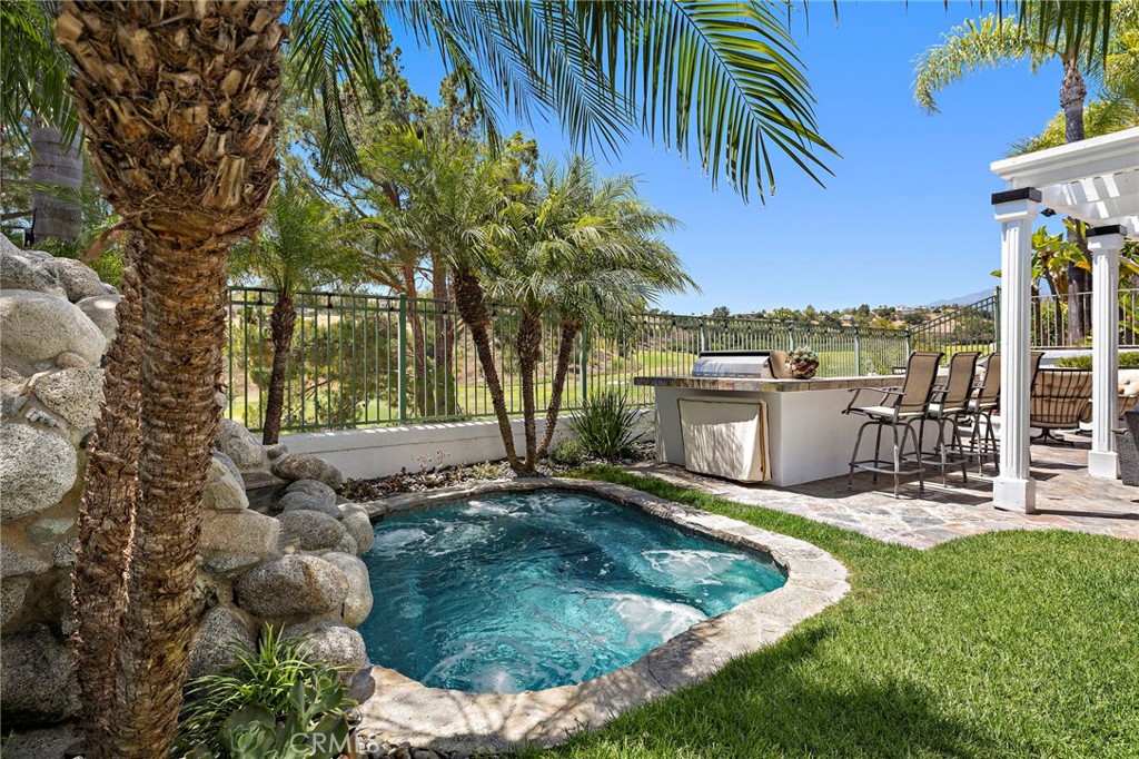 25 Golf View Drive