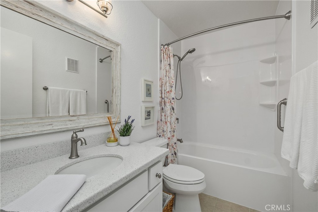 4 Corniche Drive F